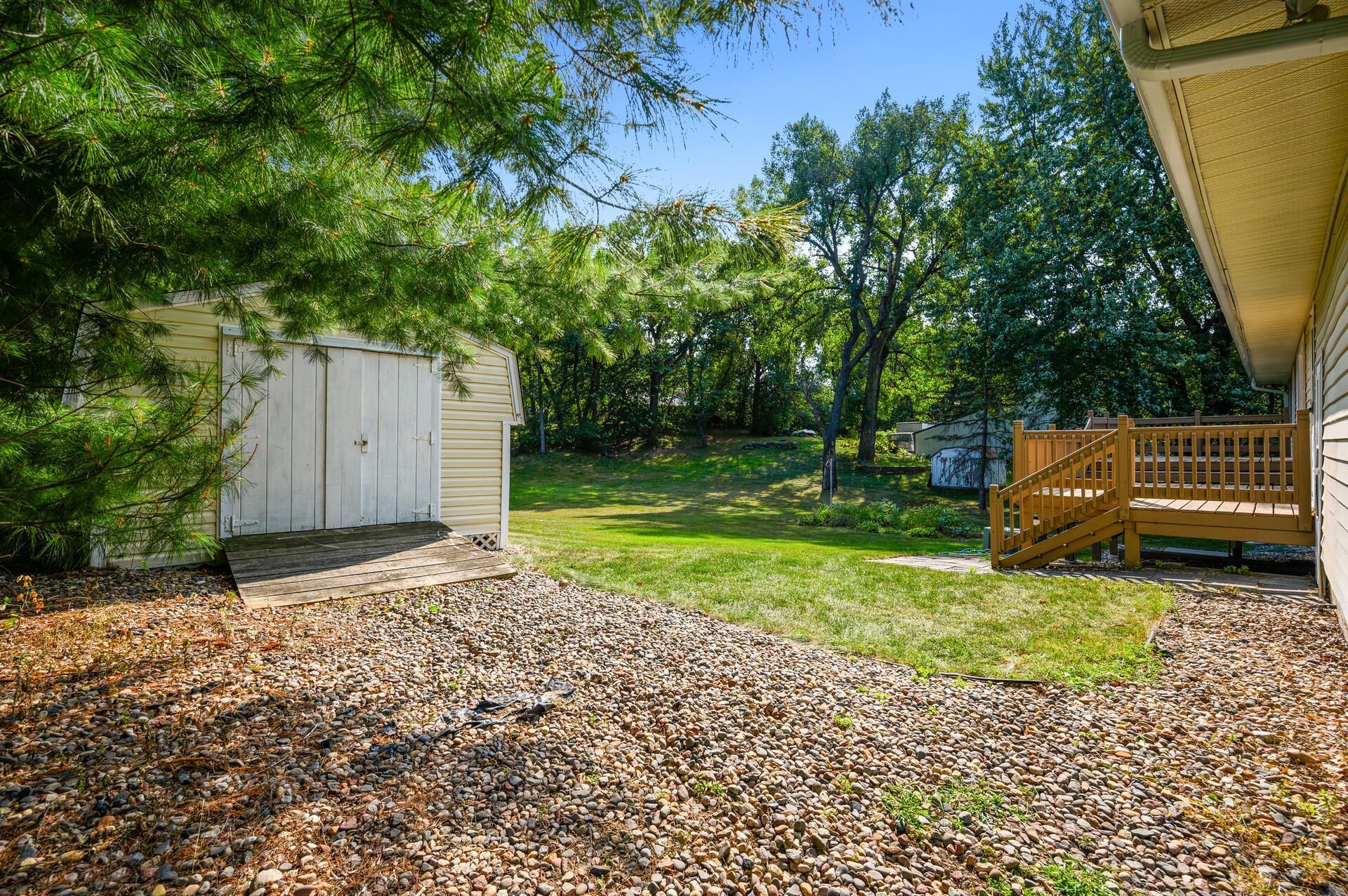 14535 Spring Lake Road Minnetonka, MN 55345 - Photo 36 of 54
