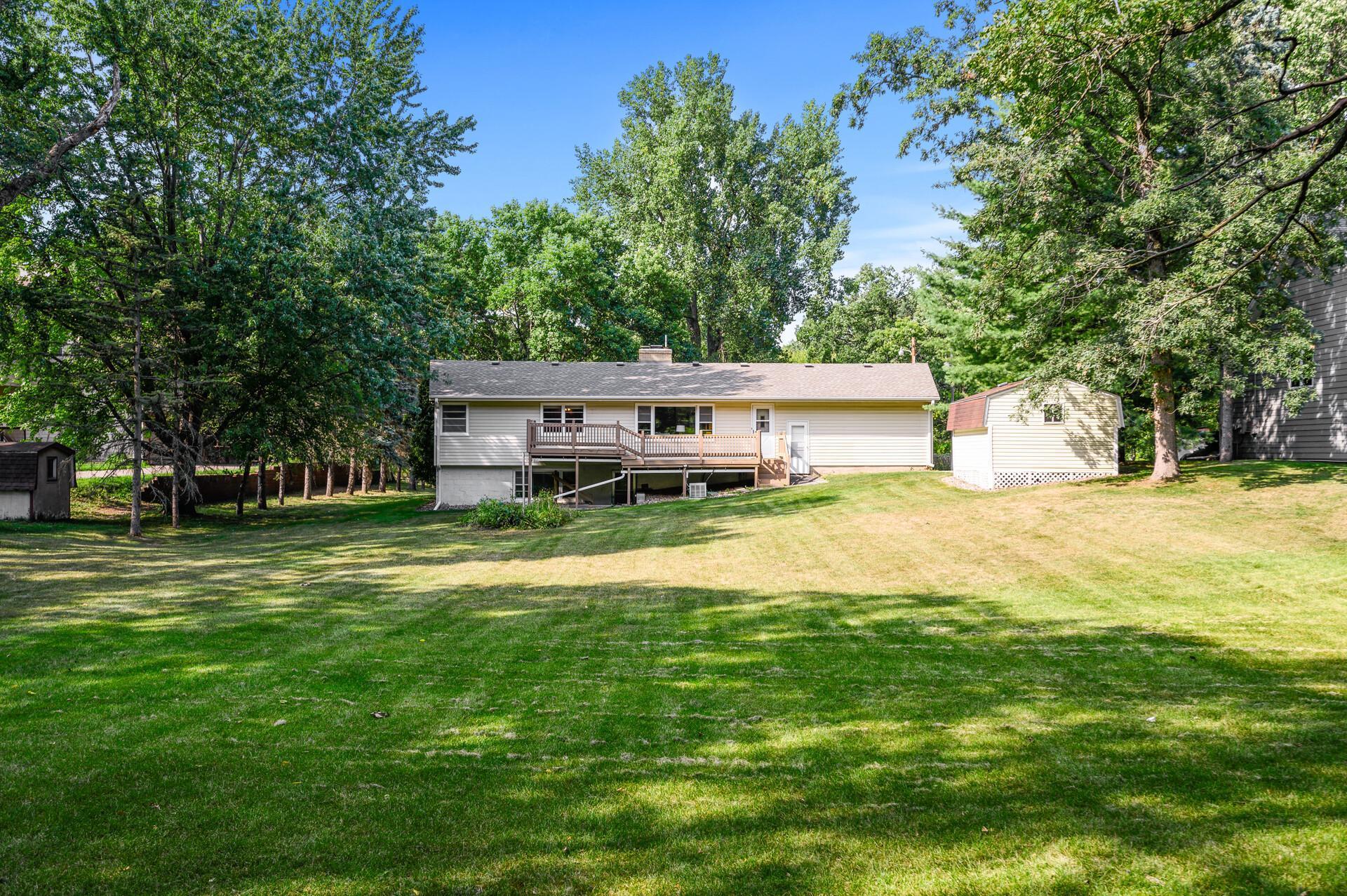 14535 Spring Lake Road Minnetonka, MN 55345 - Photo 38 of 54