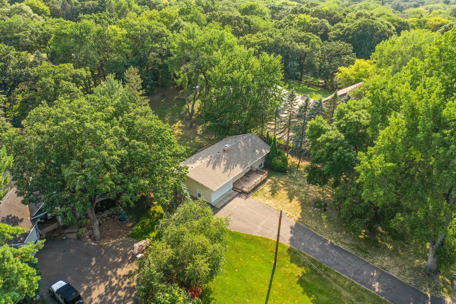 14535 Spring Lake Road Minnetonka, MN 55345 - Photo 42 of 54