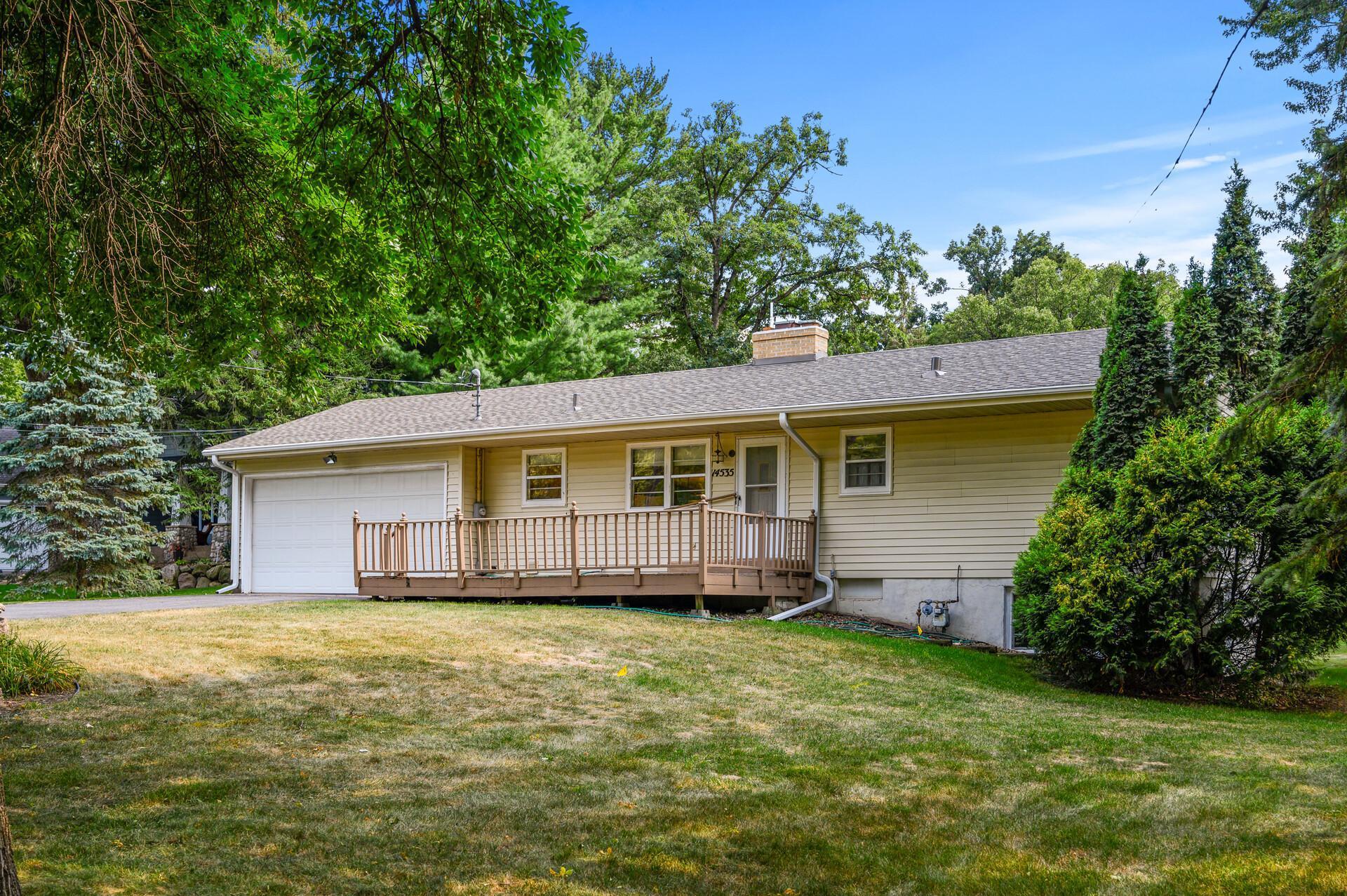 14535 Spring Lake Road Minnetonka, MN 55345 - Photo 6 of 54