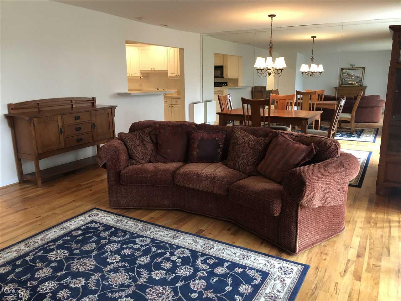 4047 West Maple Road Bloomfield Hills, MI 48301 - Photo 7 of 35
