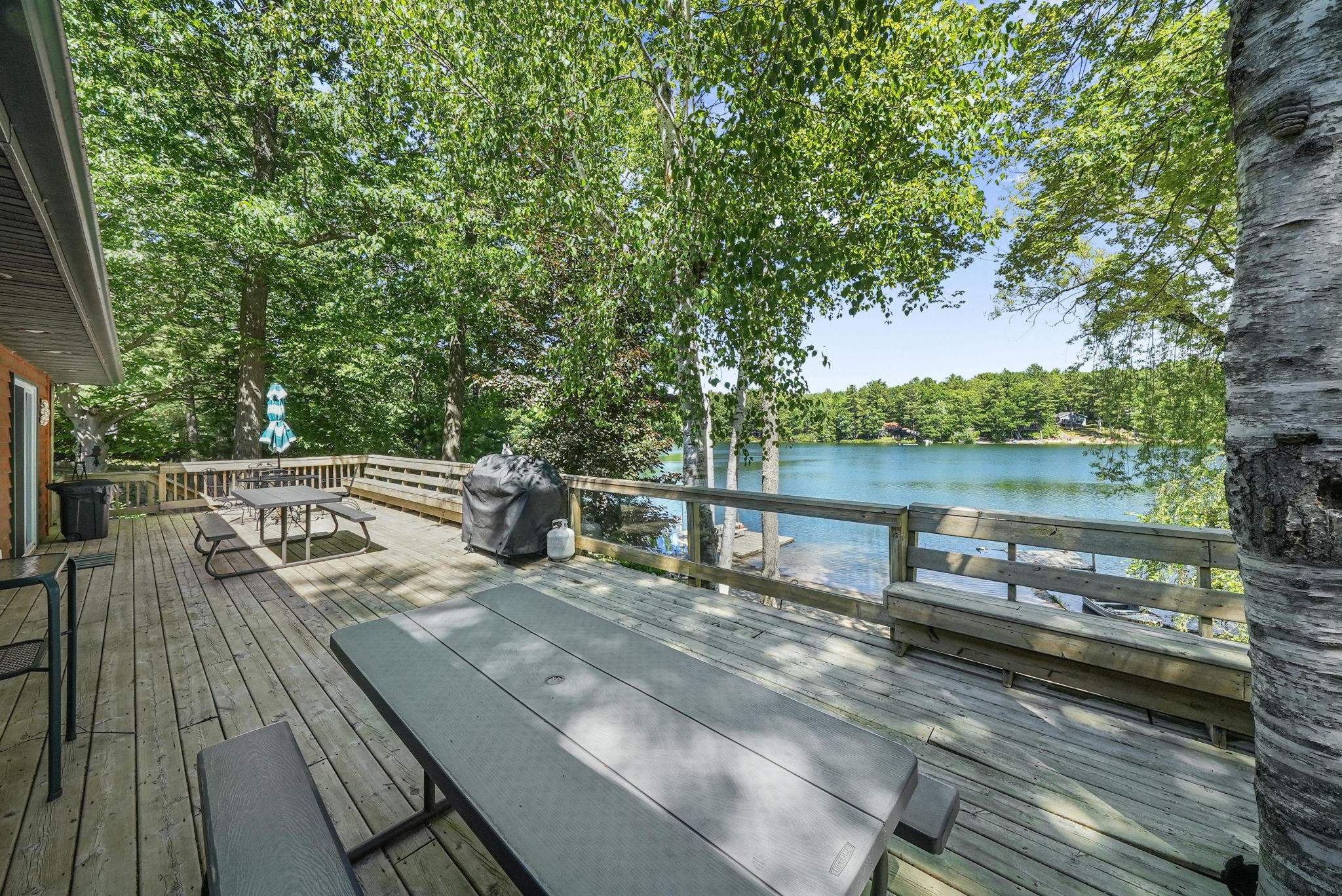 376 Highview Road Traverse City, MI 49696 - Photo 7 of 66