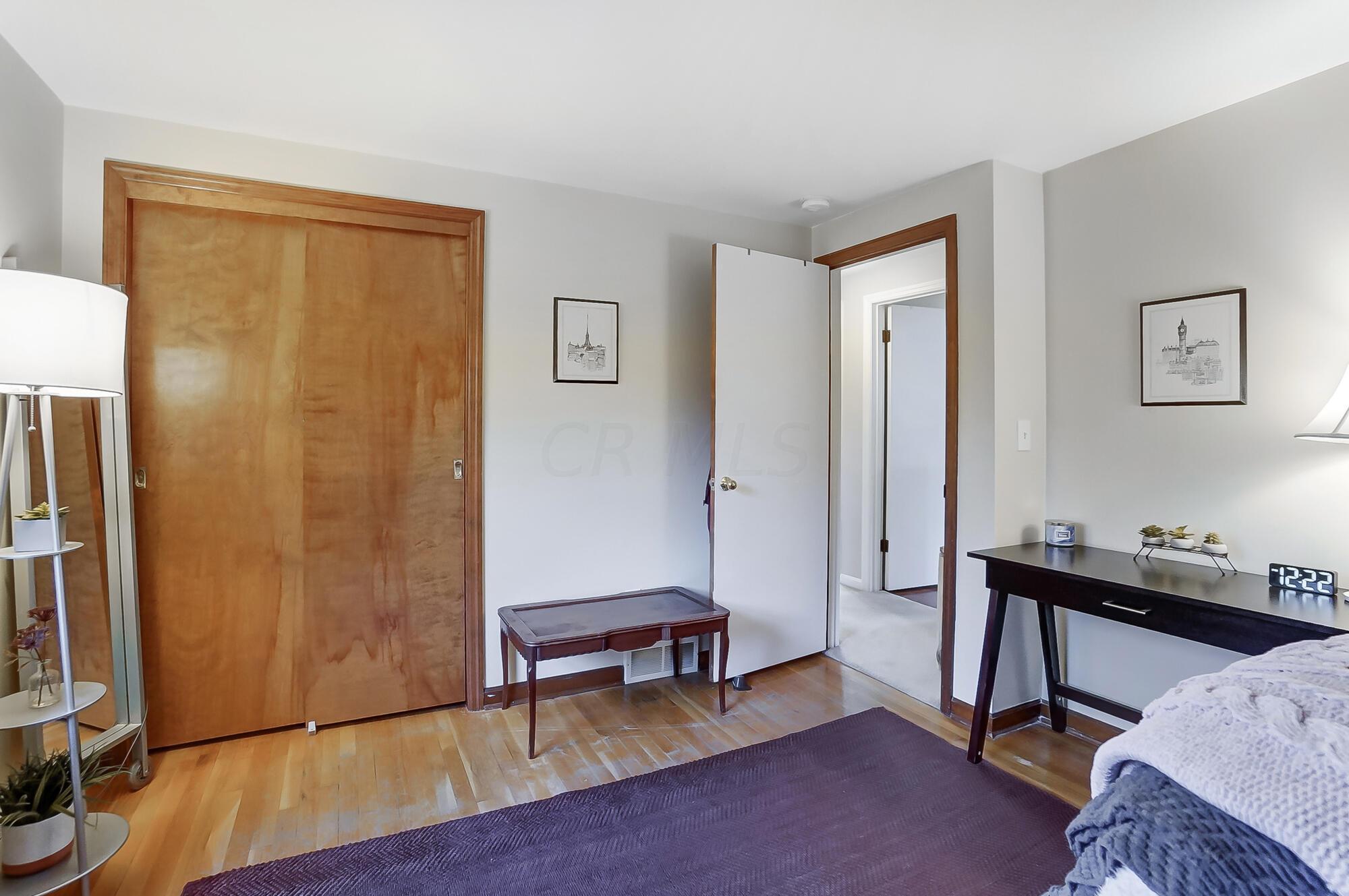 1200 Windham Road Columbus, OH 43220 - Photo 46 of 84 048