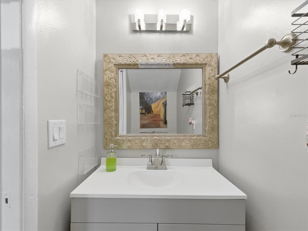 144 Douglas Road West, Unit A Oldsmar, FL 34677 - Photo 12 of 34 Gallery Image 12