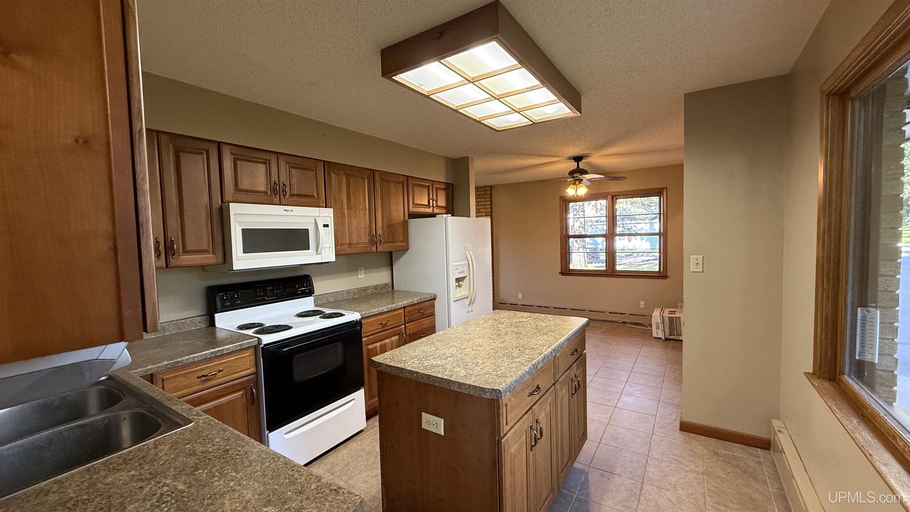 803 Magnetic Street Hurley, WI 54534 - Photo 10 of 65