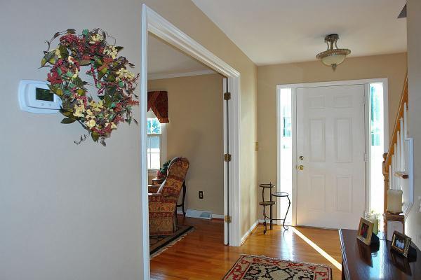 4648 Rte 1094 Roanoke, VA 24012 - Photo 7 of 40 hall