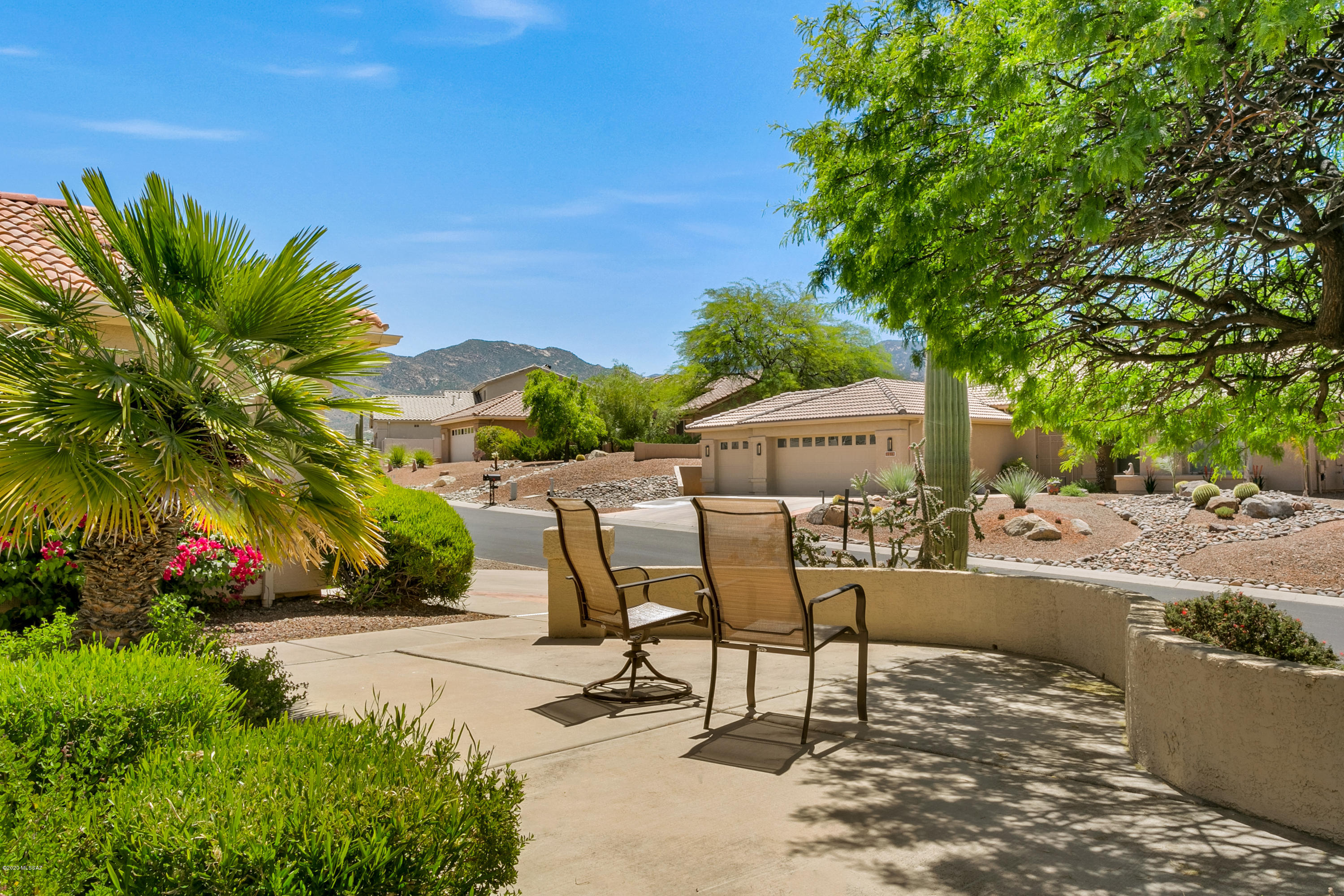 65178 East Emerald Ridge Drive Tucson, AZ 85739 - Photo 3 of 31