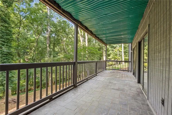 $425,000 | 5623 High Harbor Point, Gainesville, GA 30504