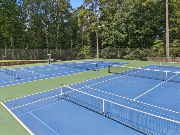 $425,000 | 5623 High Harbor Point, Gainesville, GA 30504