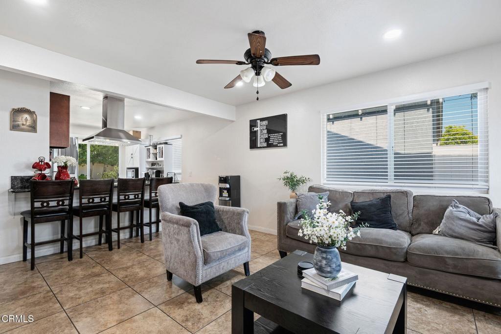 2334 Alexander Street Oxnard, CA 93033 - Photo 3 of 16
