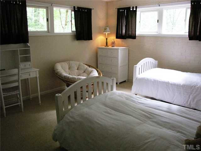 3411 Noel Court Raleigh, NC 27607 - Photo 9 of 25 Photo 9