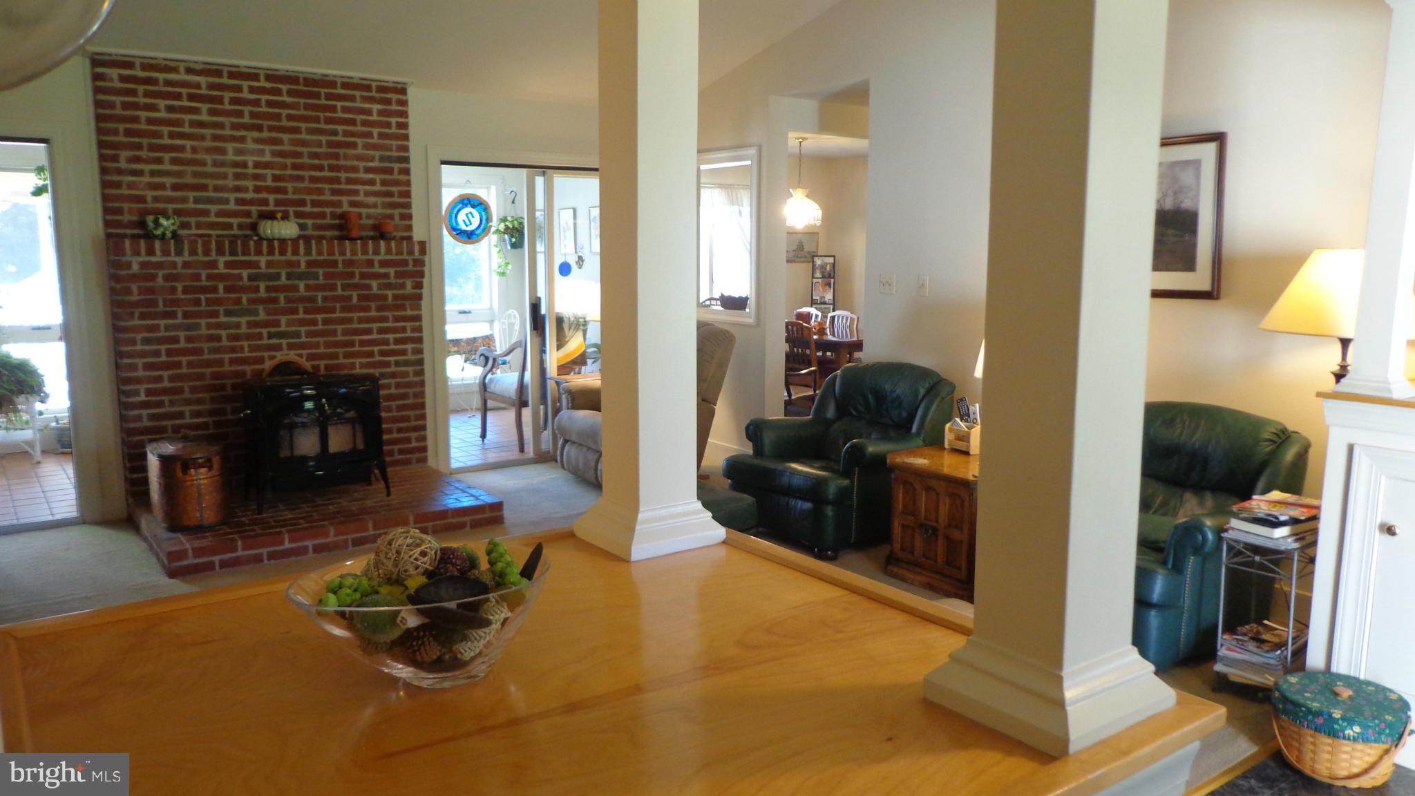 21209 Cedar Grove Road Culpeper, VA 22701 - Photo 4 of 25 Interior (General)