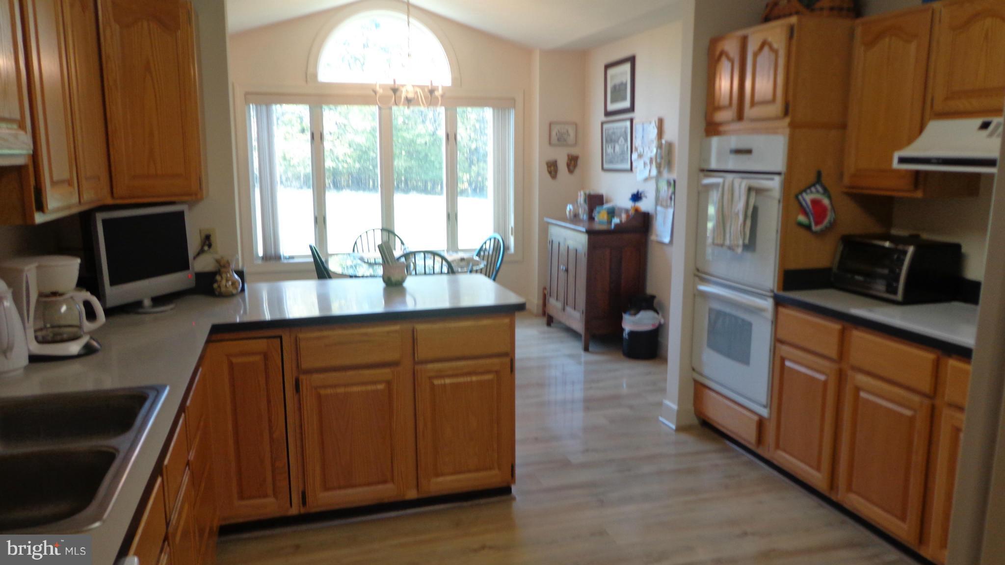 21209 Cedar Grove Road Culpeper, VA 22701 - Photo 6 of 25 Kitchen