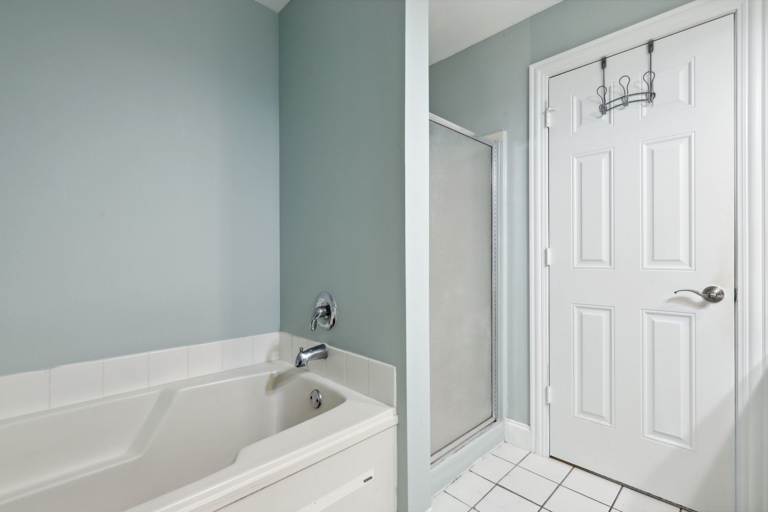 11 Foxcroft Road, Unit 11131 Naperville, IL 60565 - Photo 12 of 19