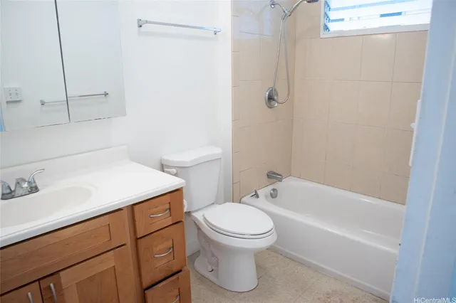 $2,700 | 2024 Ohai Lane, Unit D, Honolulu, HI 96813