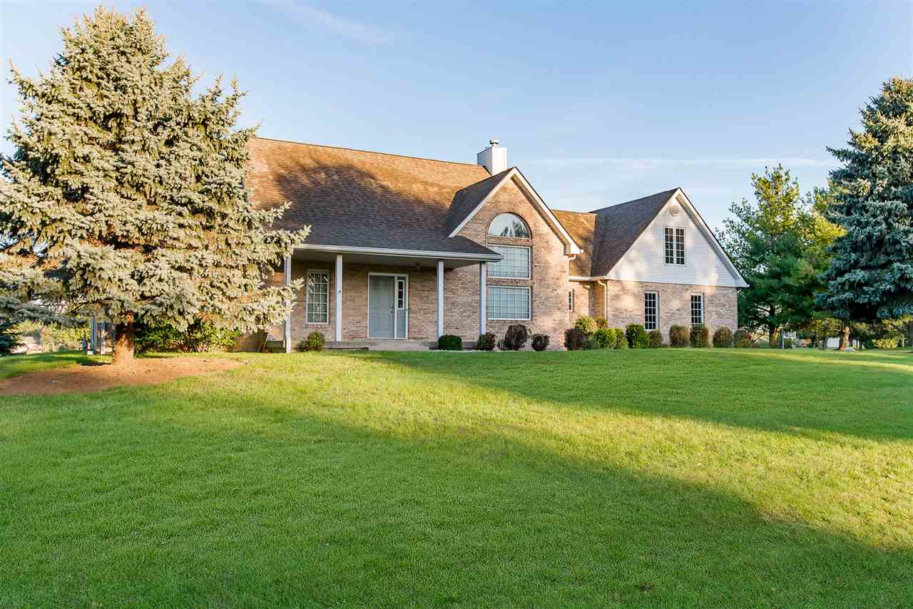1798 Raccoon Way Pendleton, IN 46064 - Photo 2 of 31
