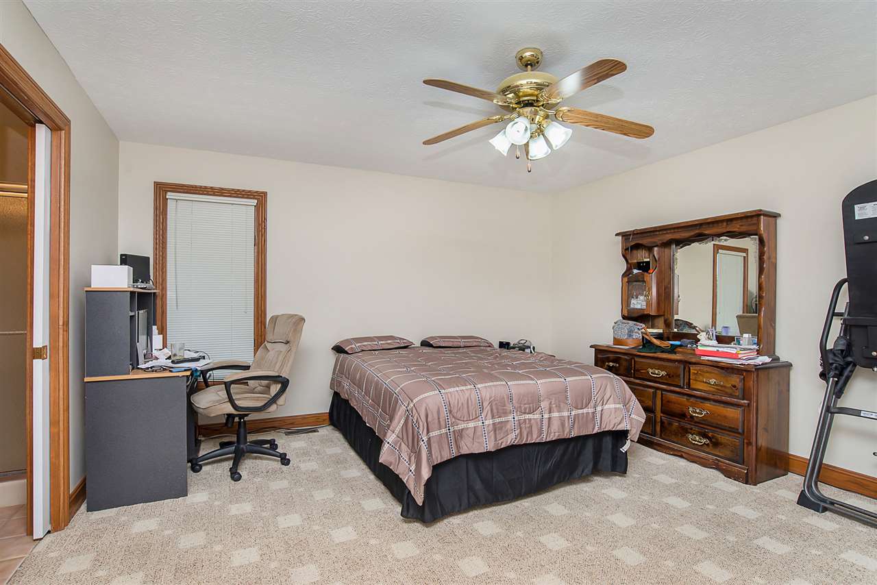 1798 Raccoon Way Pendleton, IN 46064 - Photo 13 of 31