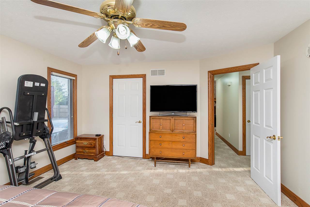 1798 Raccoon Way Pendleton, IN 46064 - Photo 14 of 31