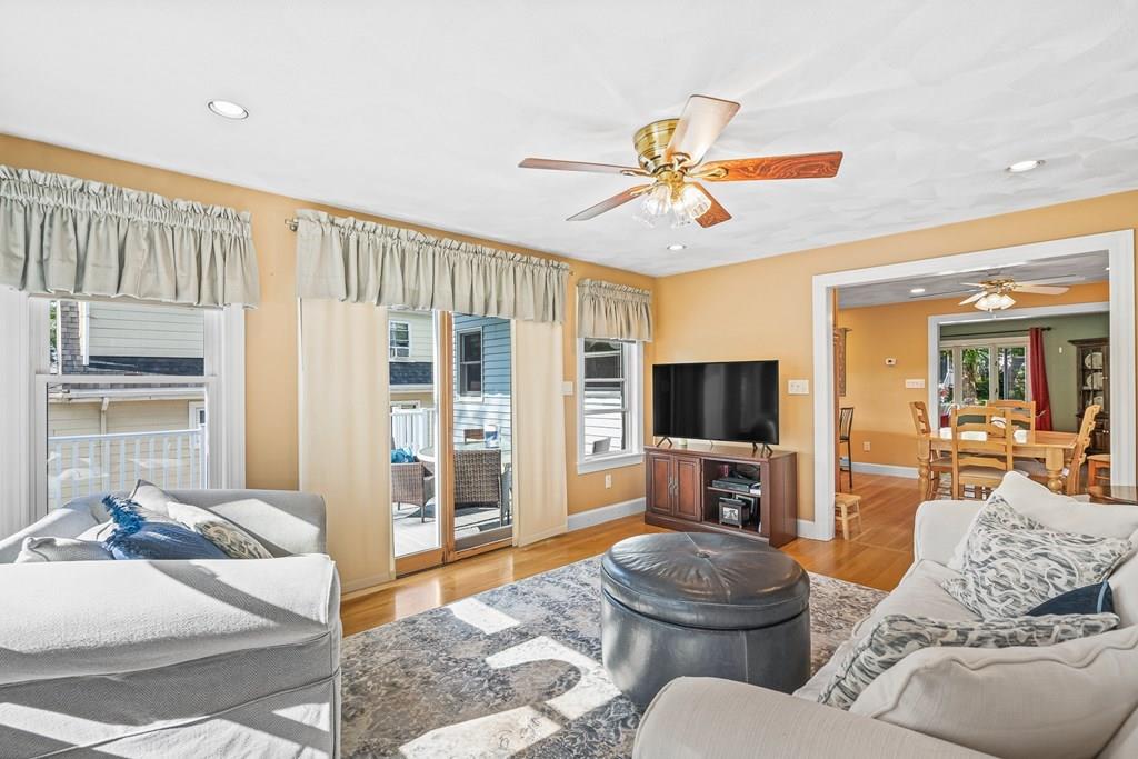 20 Parkview Road Reading, MA 01867 - Photo 17 of 41 Gallery Image 17