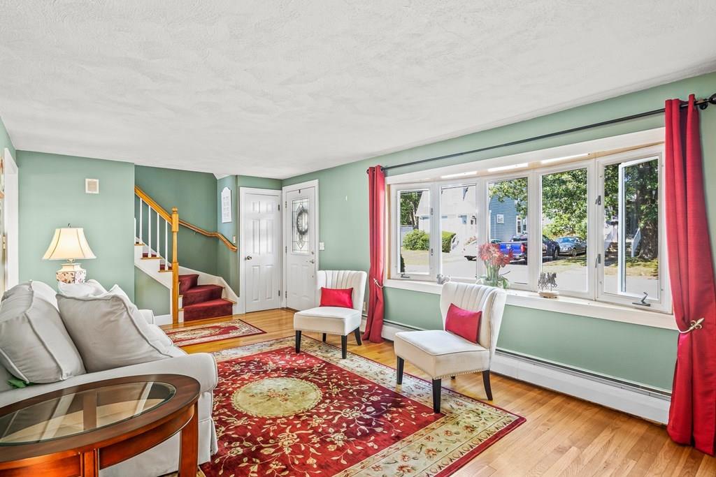 20 Parkview Road Reading, MA 01867 - Photo 7 of 41 Gallery Image 7
