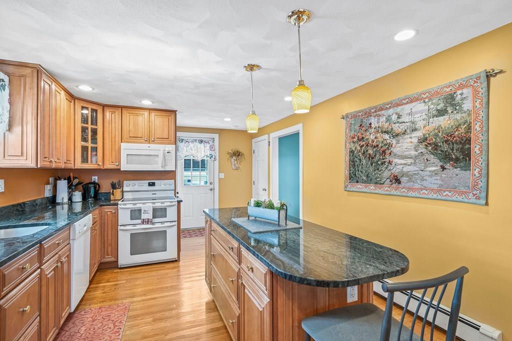 20 Parkview Road Reading, MA 01867 - Photo 10 of 41 Gallery Image 10