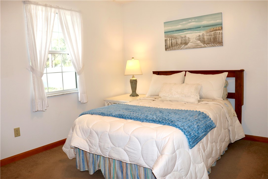621 Dallas Circle Folkston, GA 31537 - Photo 13 of 21 Bedroom 3