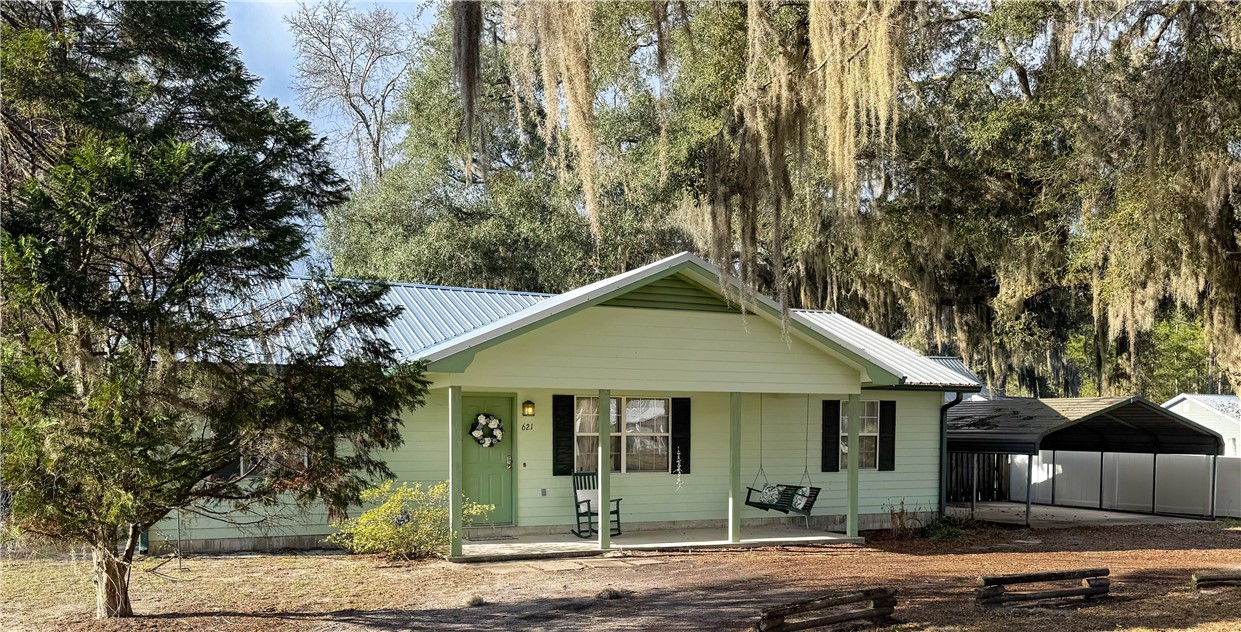 621 Dallas Circle Folkston, GA 31537 - Photo 2 of 21 Front View