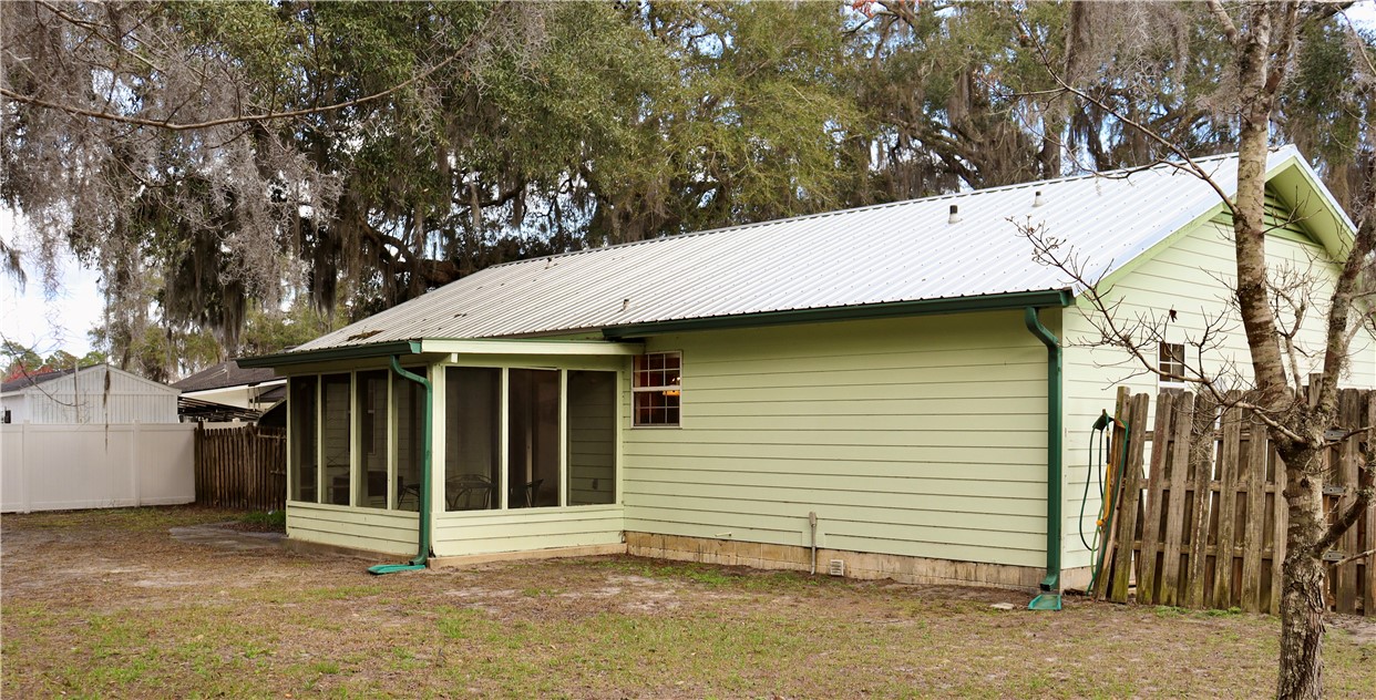 621 Dallas Circle Folkston, GA 31537 - Photo 21 of 21 Rear View