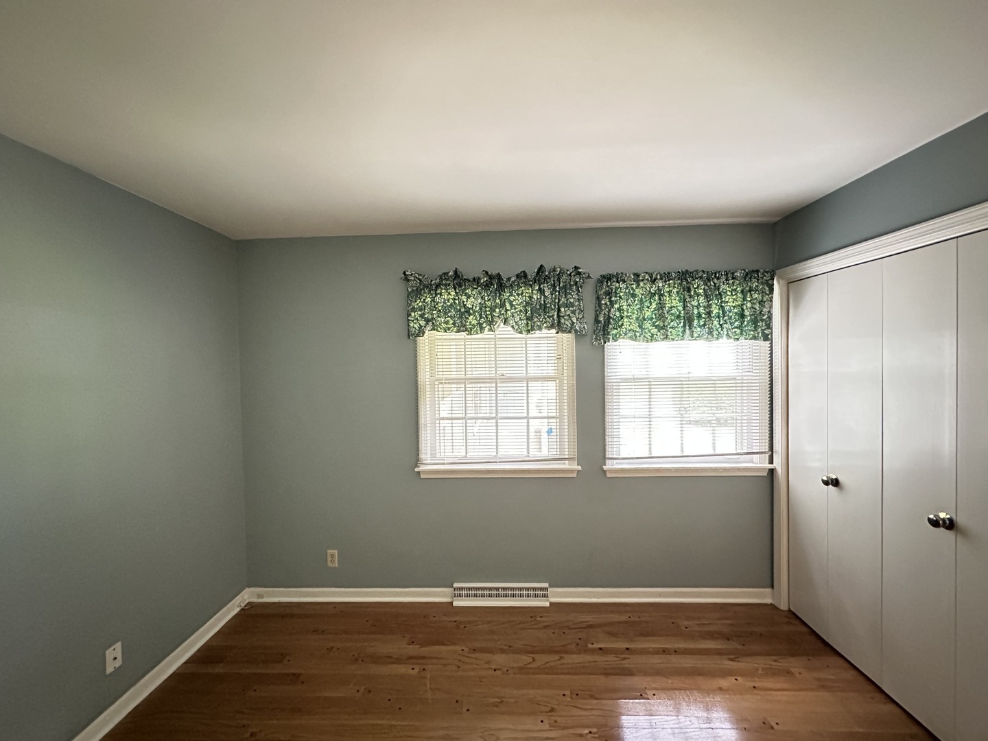 7409 Chesterfield Road Crystal Lake, IL 60012 - Photo 12 of 22