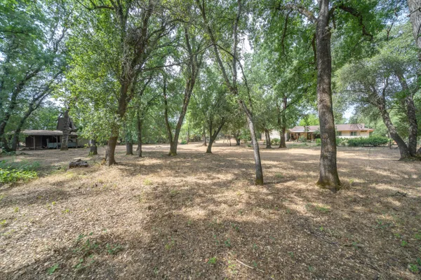 $549,000 | 10587 Quail Hollow Lane, Redding, CA 96003