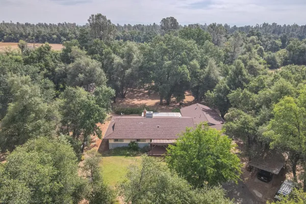 $549,000 | 10587 Quail Hollow Lane, Redding, CA 96003