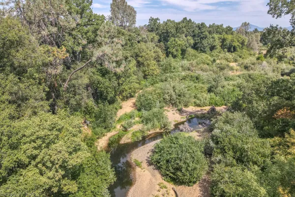 $549,000 | 10587 Quail Hollow Lane, Redding, CA 96003