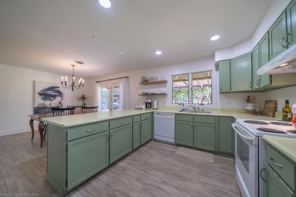$549,000 | 10587 Quail Hollow Lane, Redding, CA 96003