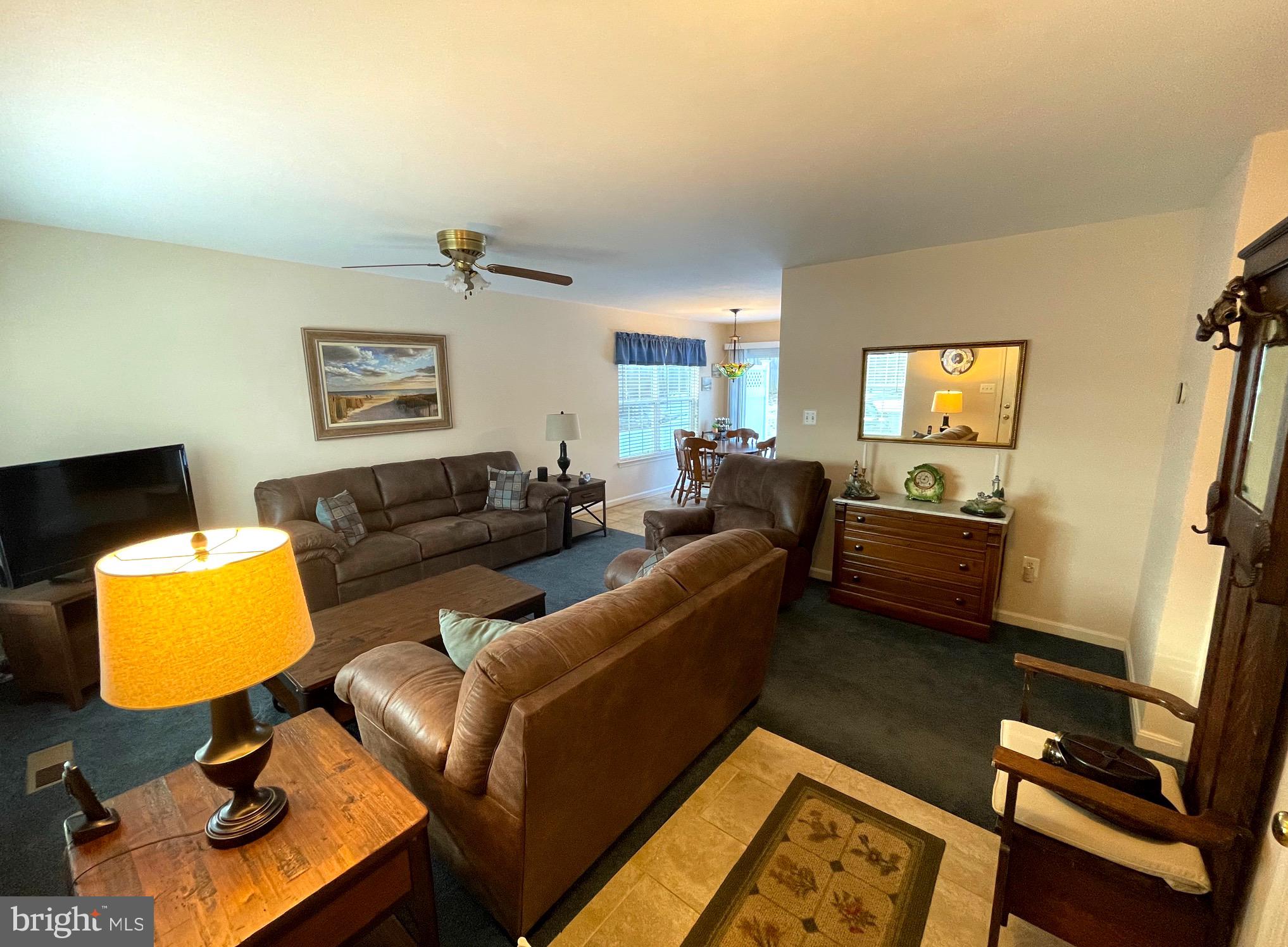 2211 West Geipe Road Catonsville, MD 21228 - Photo 2 of 37 Welcoming entry way to living room