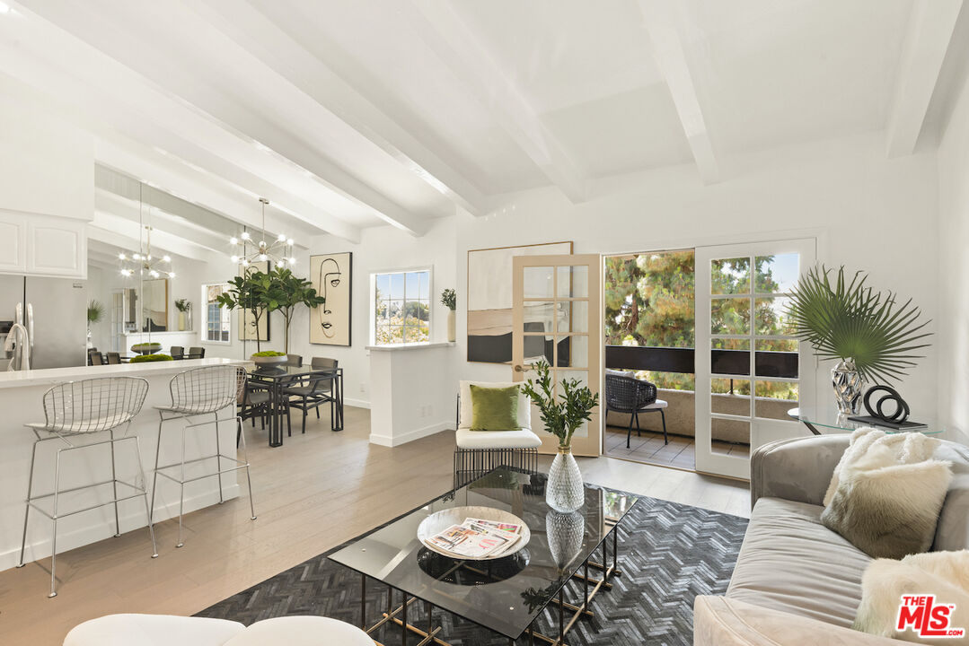 2700 Cahuenga Boulevard, Unit 2310 Los Angeles, CA 90068 - Photo 14 of 32