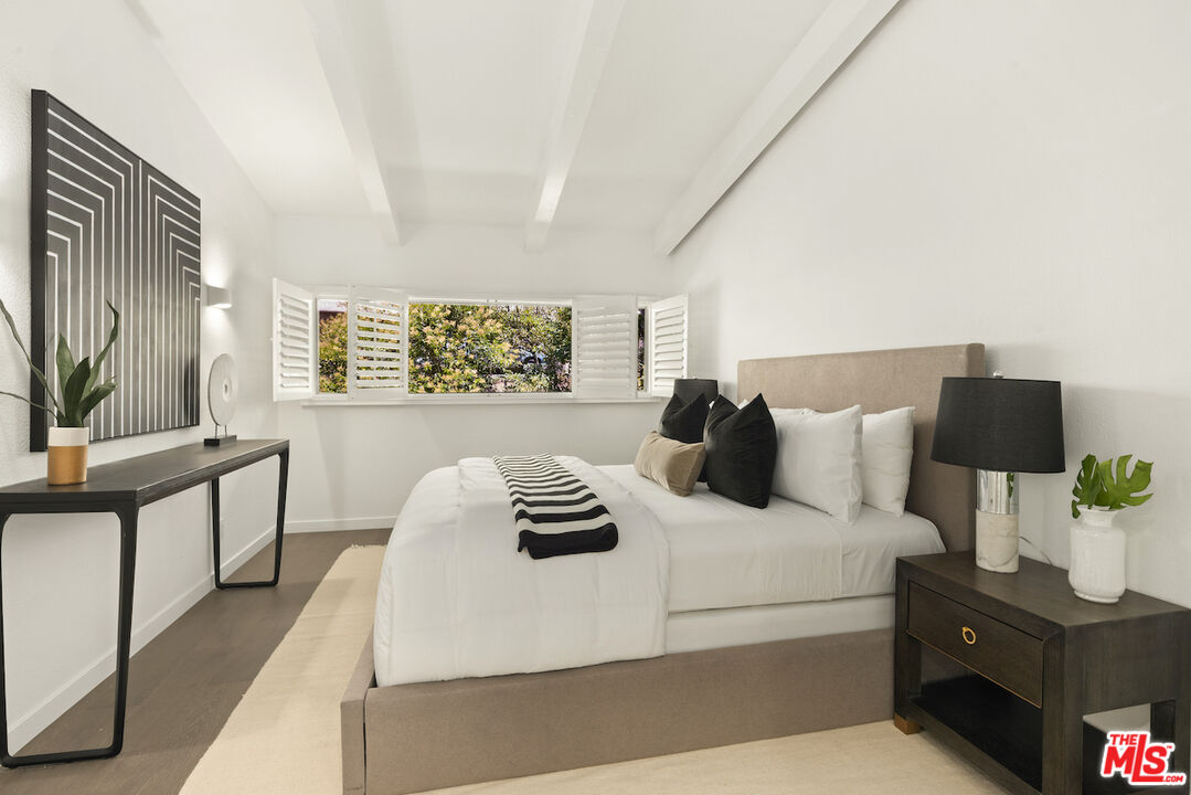 2700 Cahuenga Boulevard, Unit 2310 Los Angeles, CA 90068 - Photo 18 of 32