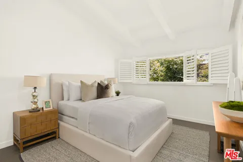 $750,000 | 2700 Cahuenga Boulevard, Unit 2310, Los Angeles, CA 90068