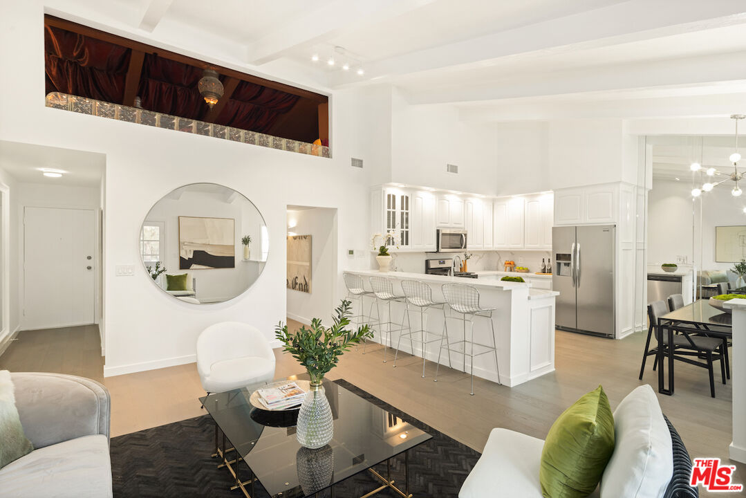 2700 Cahuenga Boulevard, Unit 2310 Los Angeles, CA 90068 - Photo 3 of 32