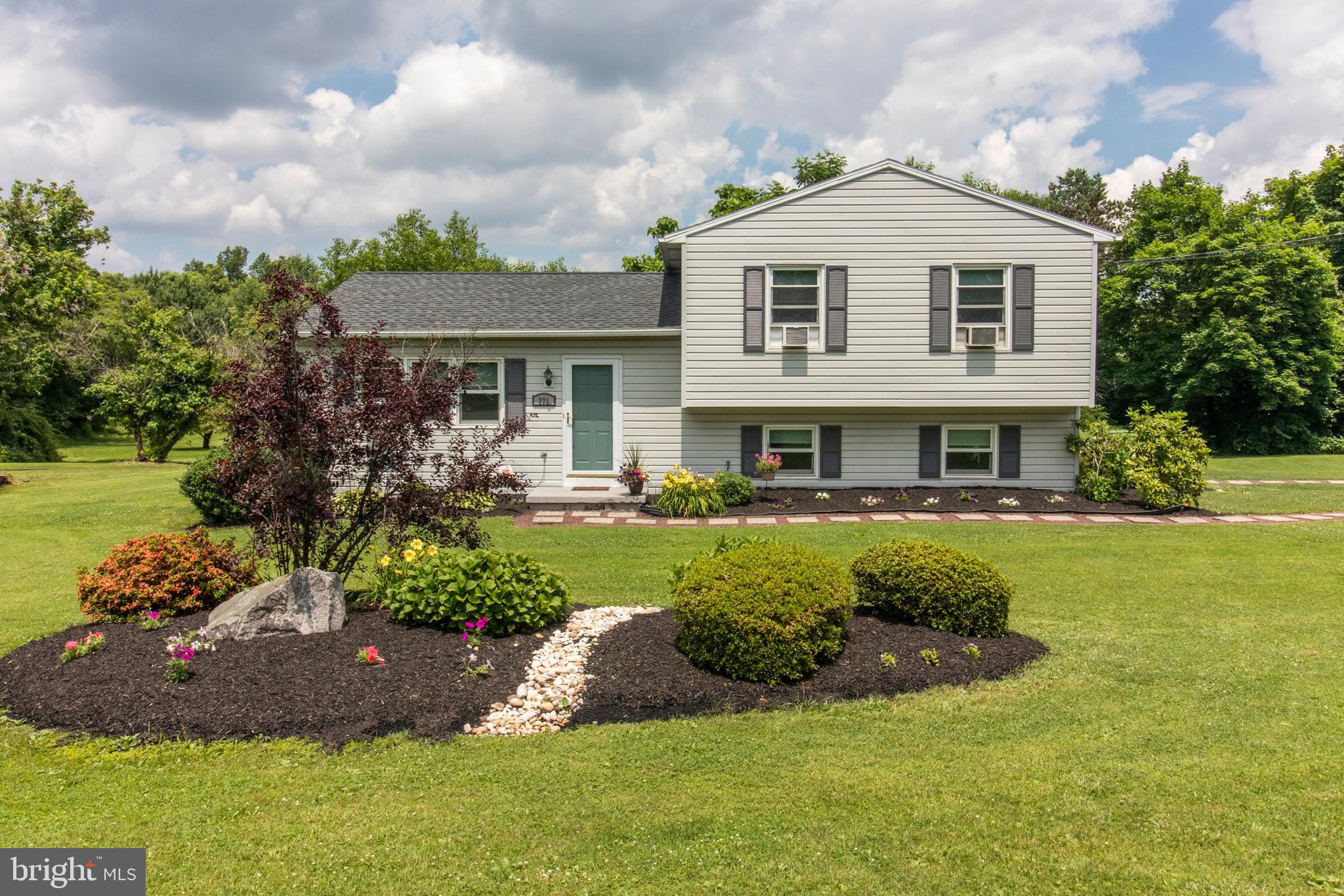 221 Ridge Road Spring City, PA 19475 - Photo 1 of 24