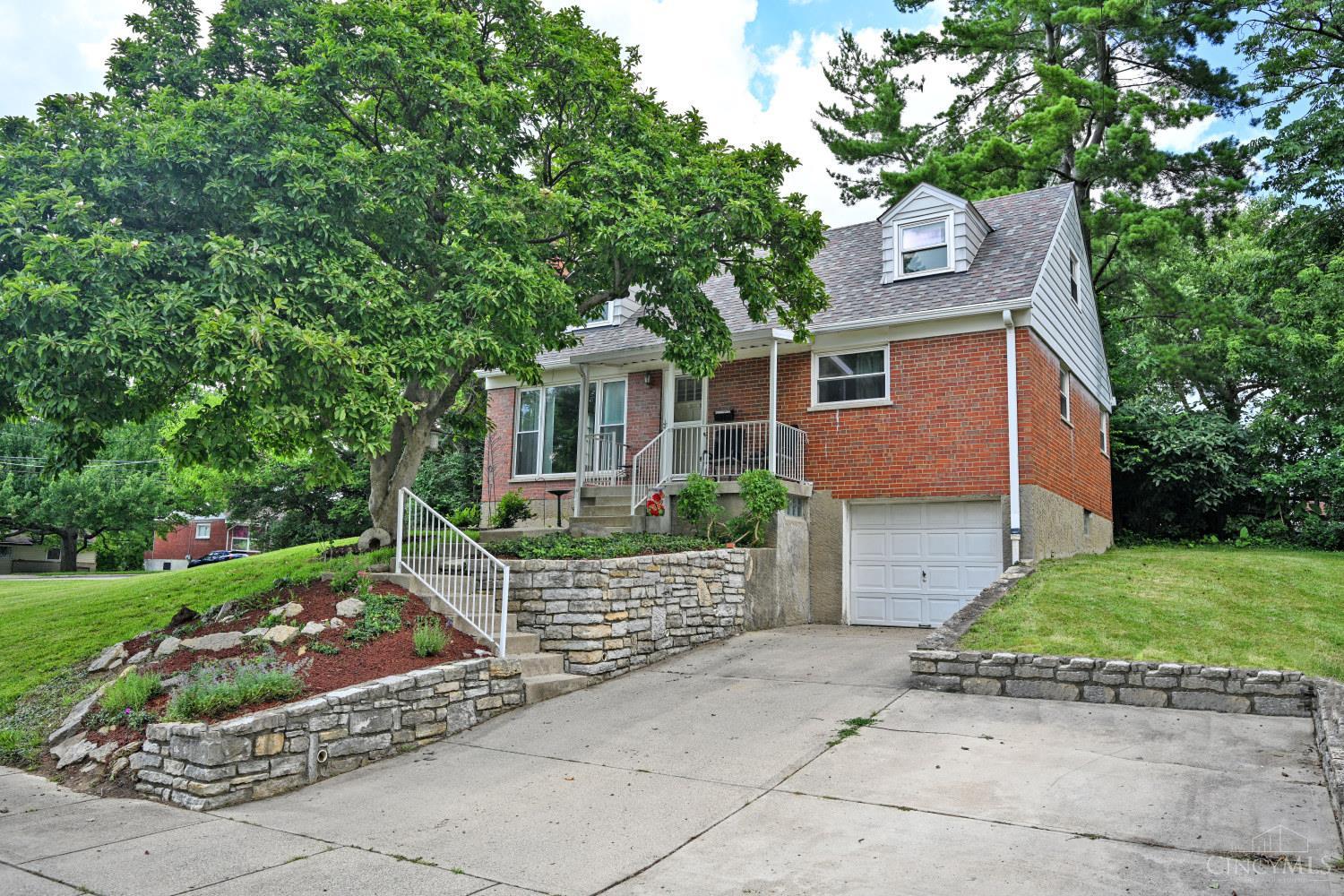 4176 Kugler Mill Road Cincinnati, OH 45236 - Photo 3 of 38