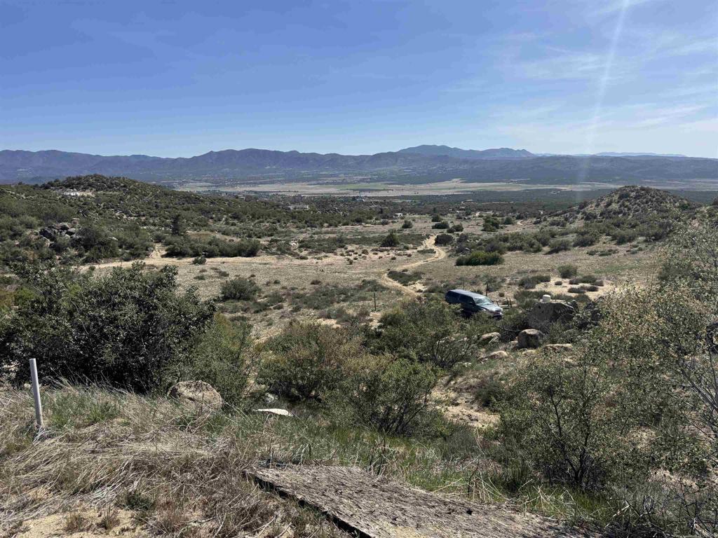 59775 Moonshine Trail Anza, CA 92539 - Photo 9 of 15 a view of city and mountain