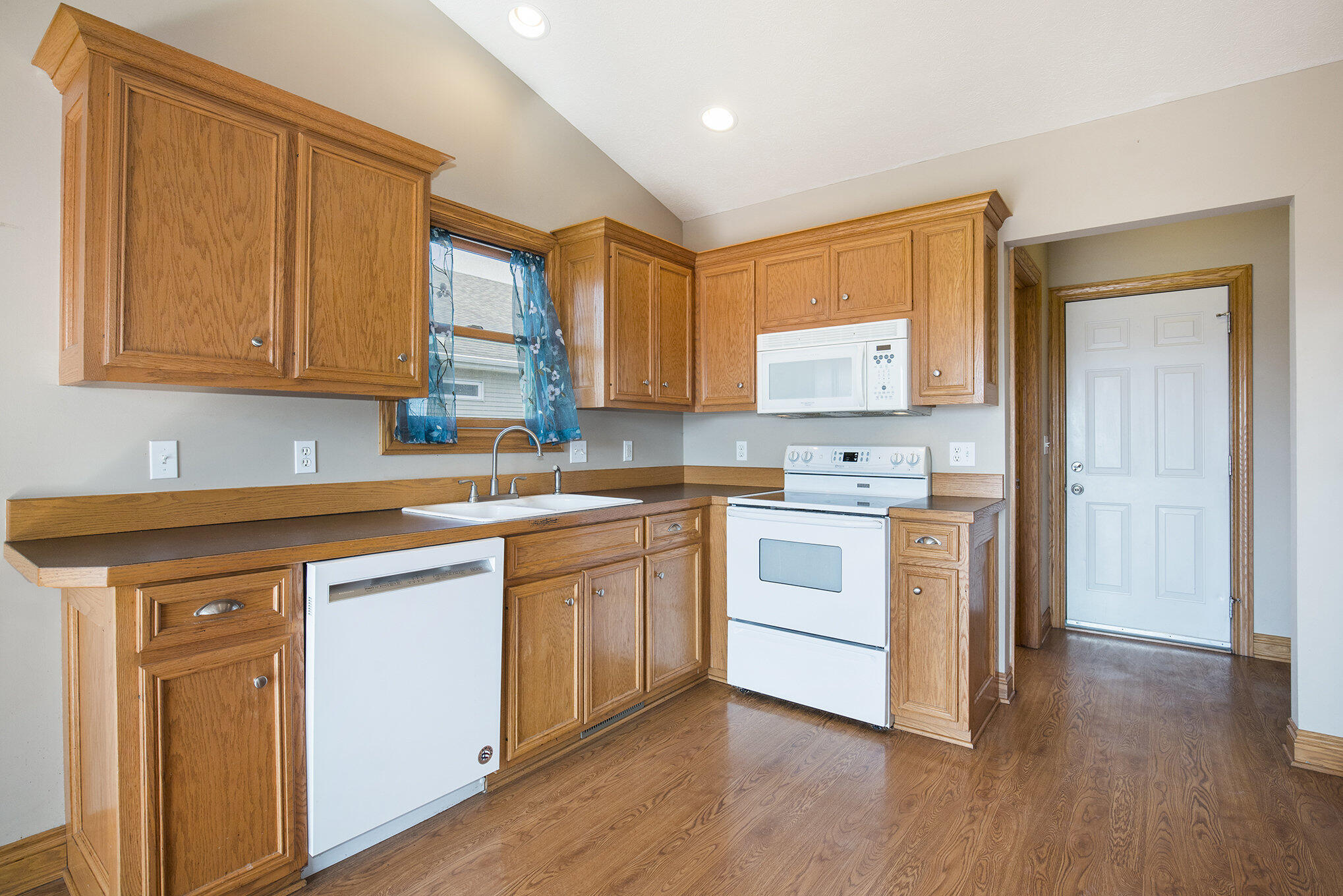 2840 Riley Ridge Road Holland, MI 49424 - Photo 11 of 33 011_riley_ridge_8_869