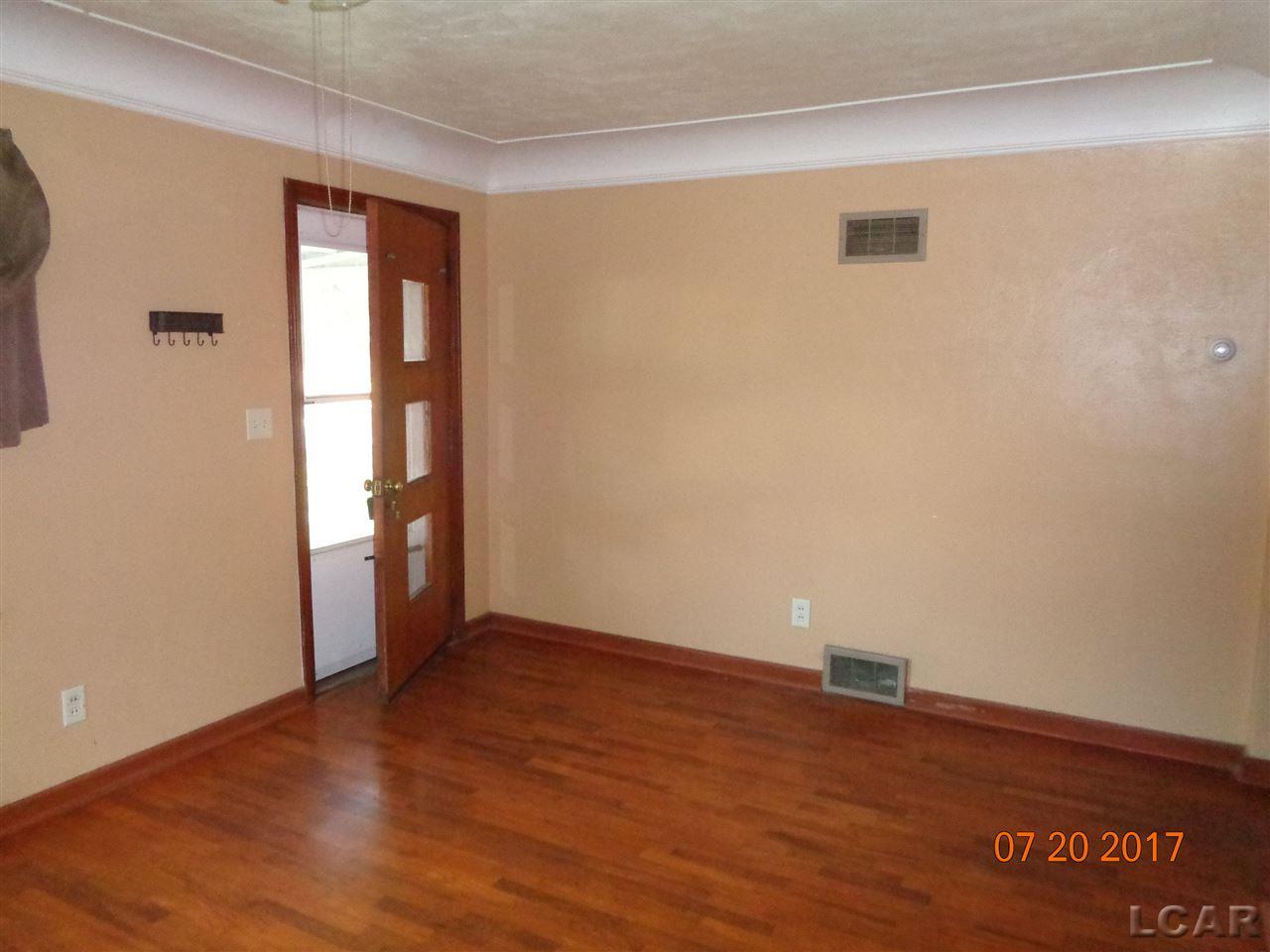 853 Addison Street, Unit ADDISON Adrian, MI 49221 - Photo 7 of 14 Gallery Image 7