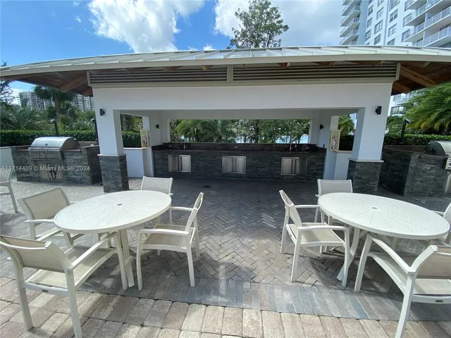 $275,000 | 2851 Northeast 183rd Street, Unit 303E, Aventura, FL 33160