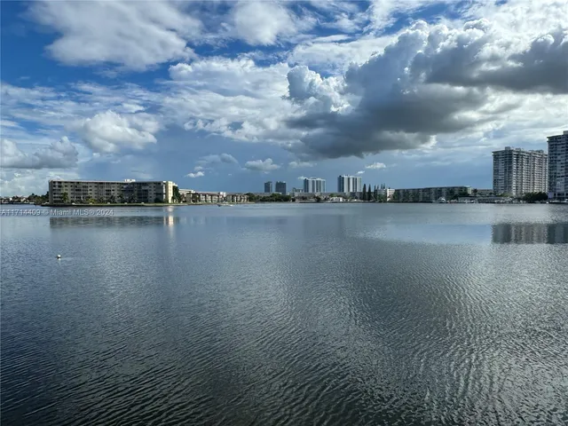 $275,000 | 2851 Northeast 183rd Street, Unit 303E, Aventura, FL 33160