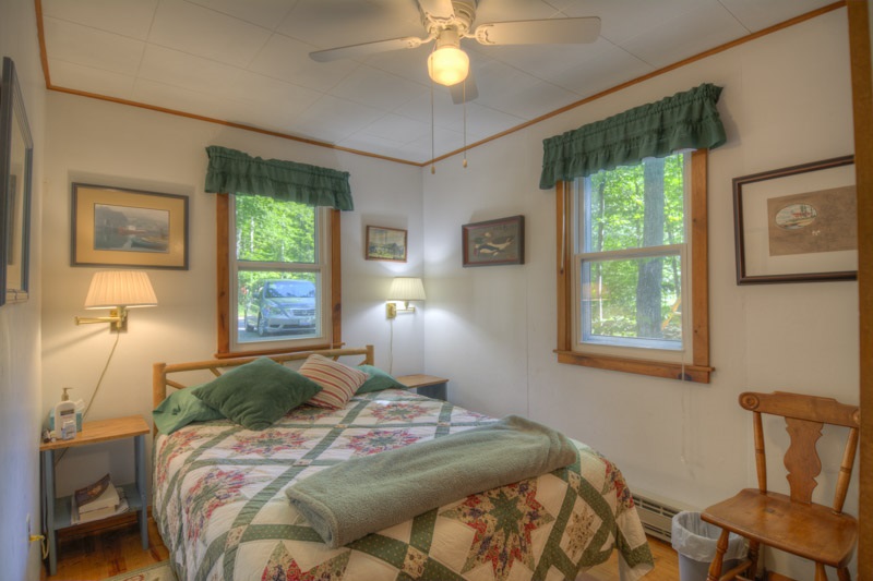 8726 South Dunns Farm Road Maple City, MI 49664 - Photo 32 of 34 1829323-31.JPG