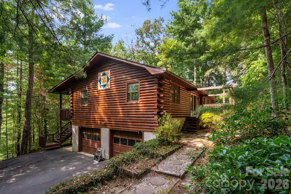 $409,900 | 423 Rambling Drive, Hendersonville, NC 28739