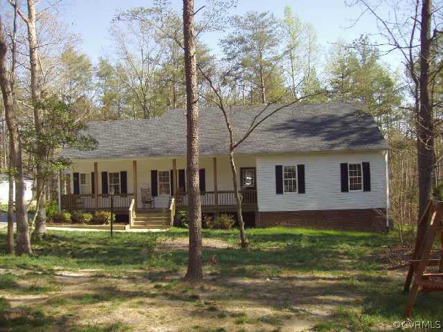 2245 Globe Road Aylett, VA 23009 - Photo 1 of 2 Exterior Front
