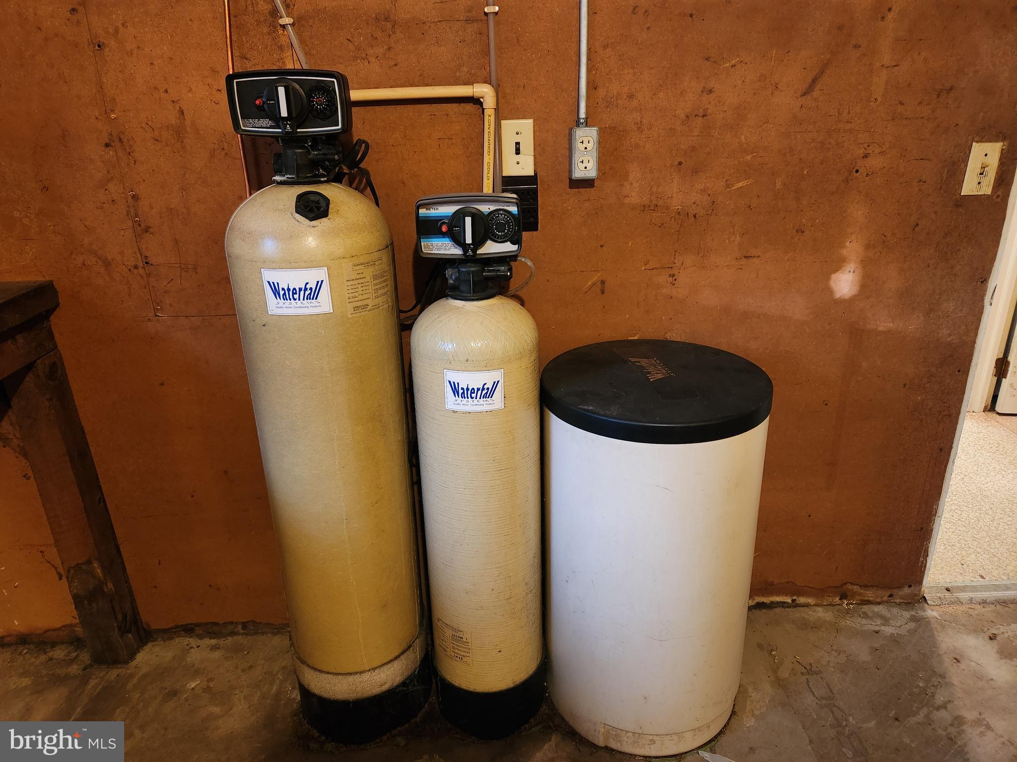 3734 Elizabethtown Road Manheim, PA 17545 - Photo 33 of 34 a view of water heater room