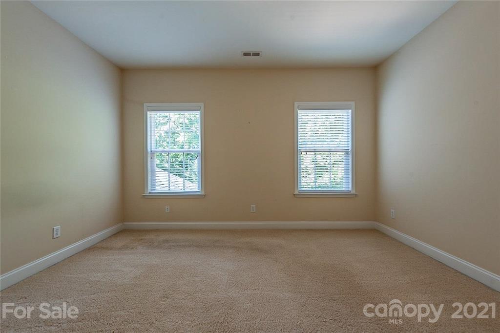 17013 Turtle Point Road Charlotte, NC 28278 - Photo 17 of 23 Gallery Image 17